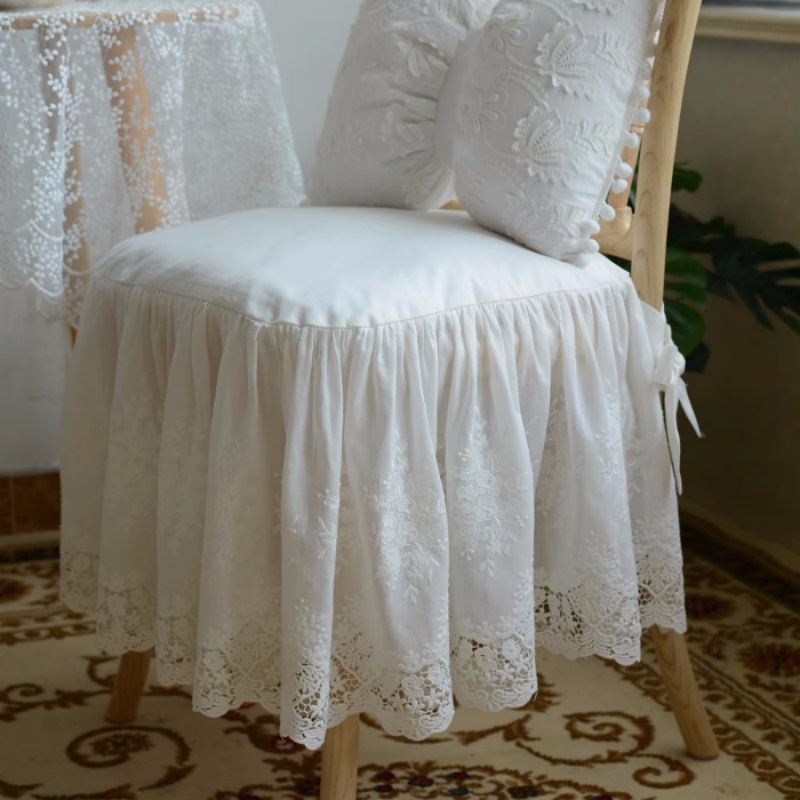 Visitor Chair Padded - Weiße Spitzenstickerei im europäischen Stil sammelt